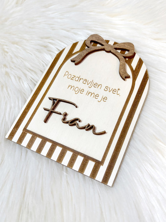 Oznanitvena kartica s pentljico